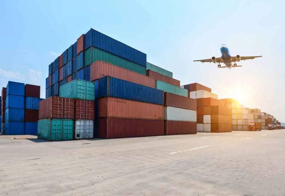 common challenges and solutions for air freight forwarding